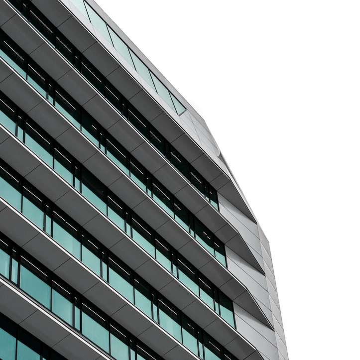 fekete-fehér beton épület csúszó puzzle online