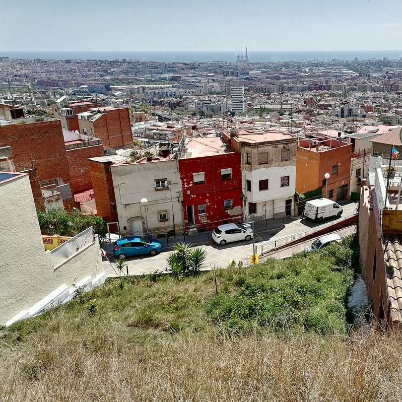vista aerea degli edifici della città durante il giorno puzzle scorrevole online