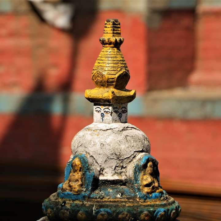 blå och guld buddha statyett Pussel online