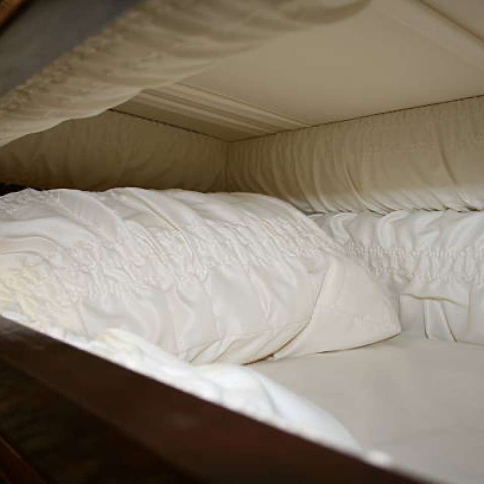 Θυσία Sanctuary Coffin συρόμενο παζλ online