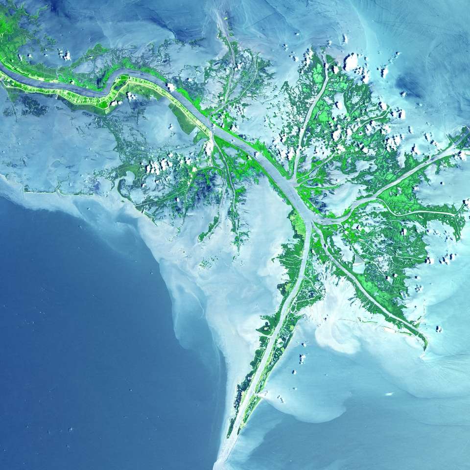 fotografia aérea ilha verde e cinza puzzle deslizante online