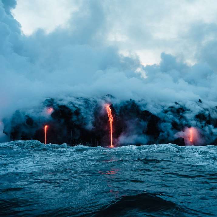 lava dripping to ocean sliding puzzle online