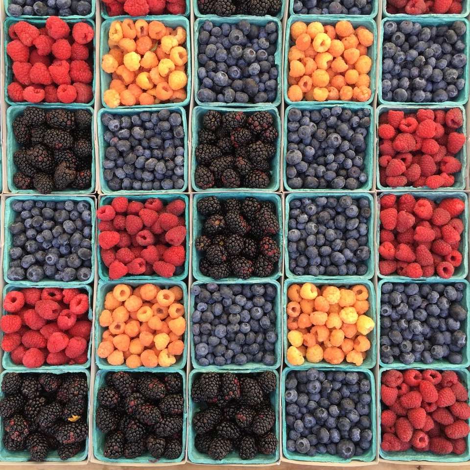assorted berries online puzzle