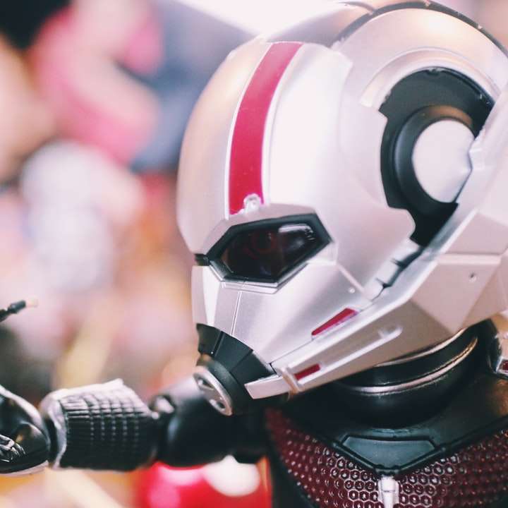 червоно-біла іграшка-робот розсувний пазл онлайн
