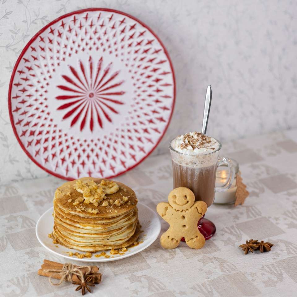 cupcakes em placa de cerâmica branca puzzle online