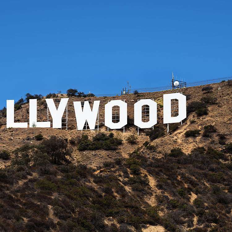 Hollywood alunecare puzzle online