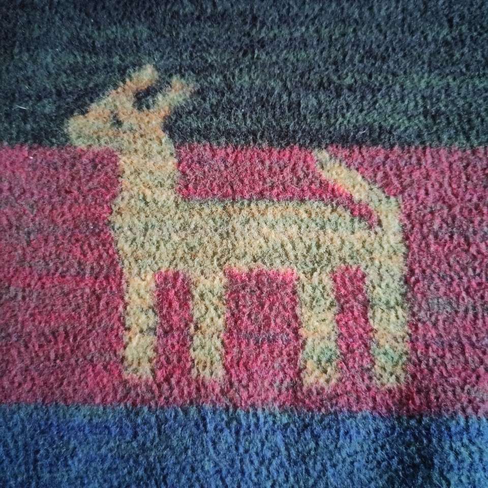 Lama devant des rayures colorées puzzle en ligne