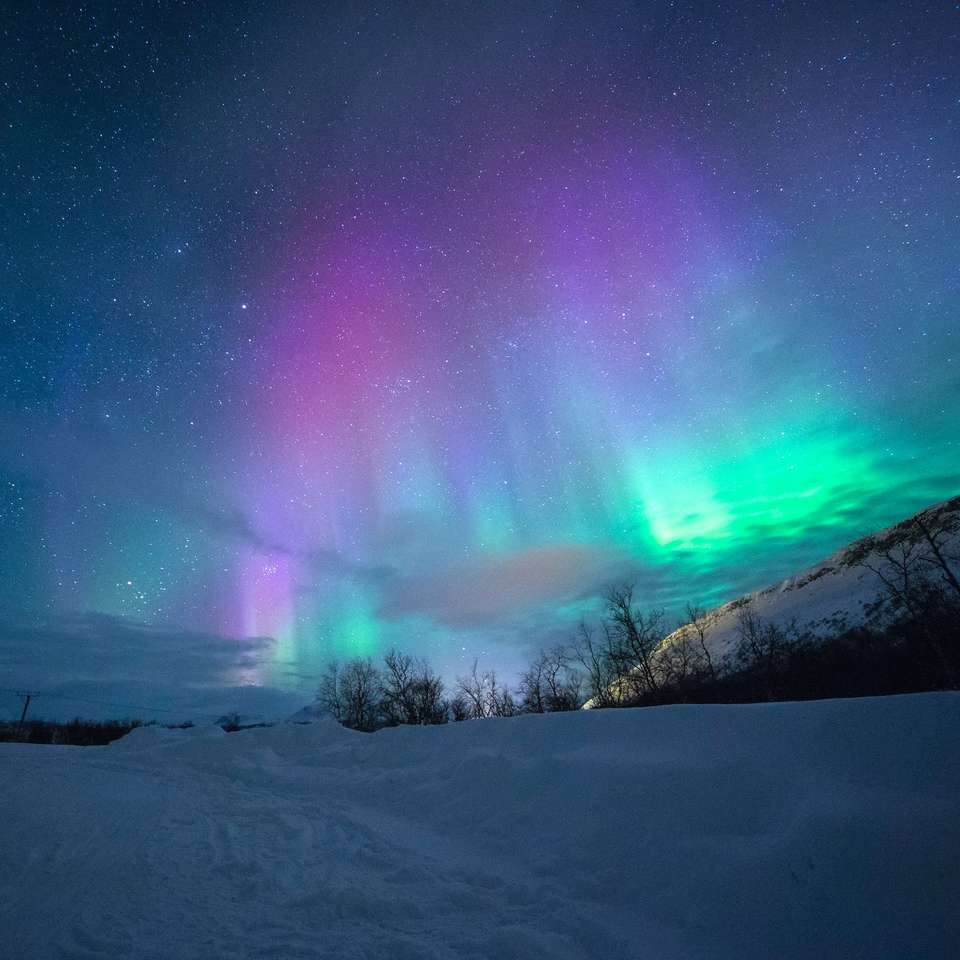 Северно сияние (Aurora Borealis) плъзгащ се пъзел онлайн