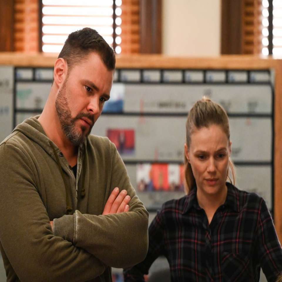 Chicago pd Adam and hailey sliding puzzle online