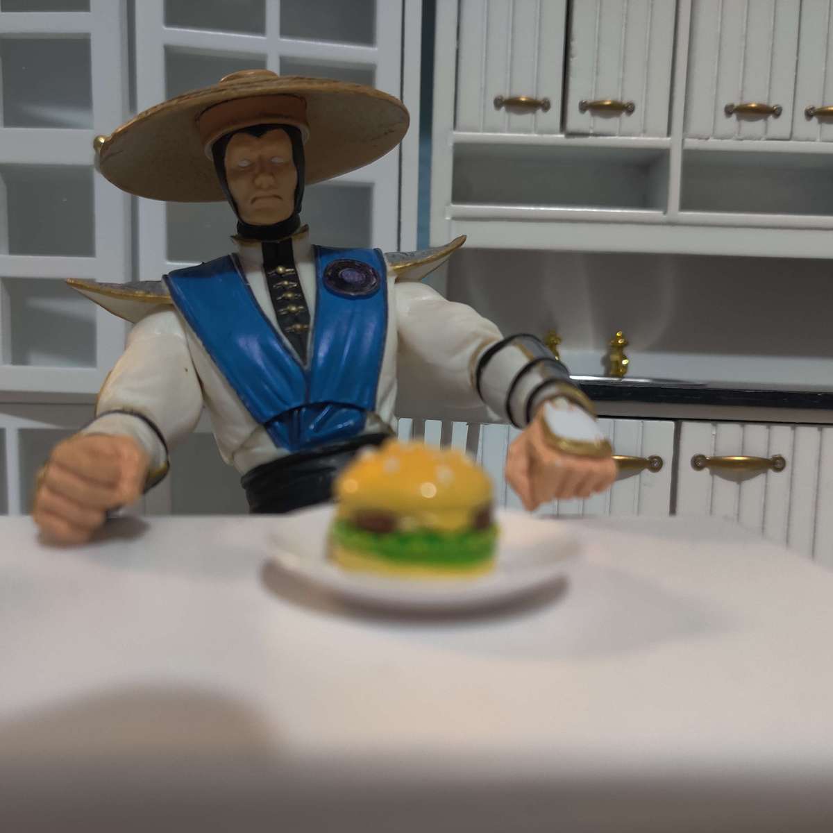 Raiden Burger Schiebepuzzle online