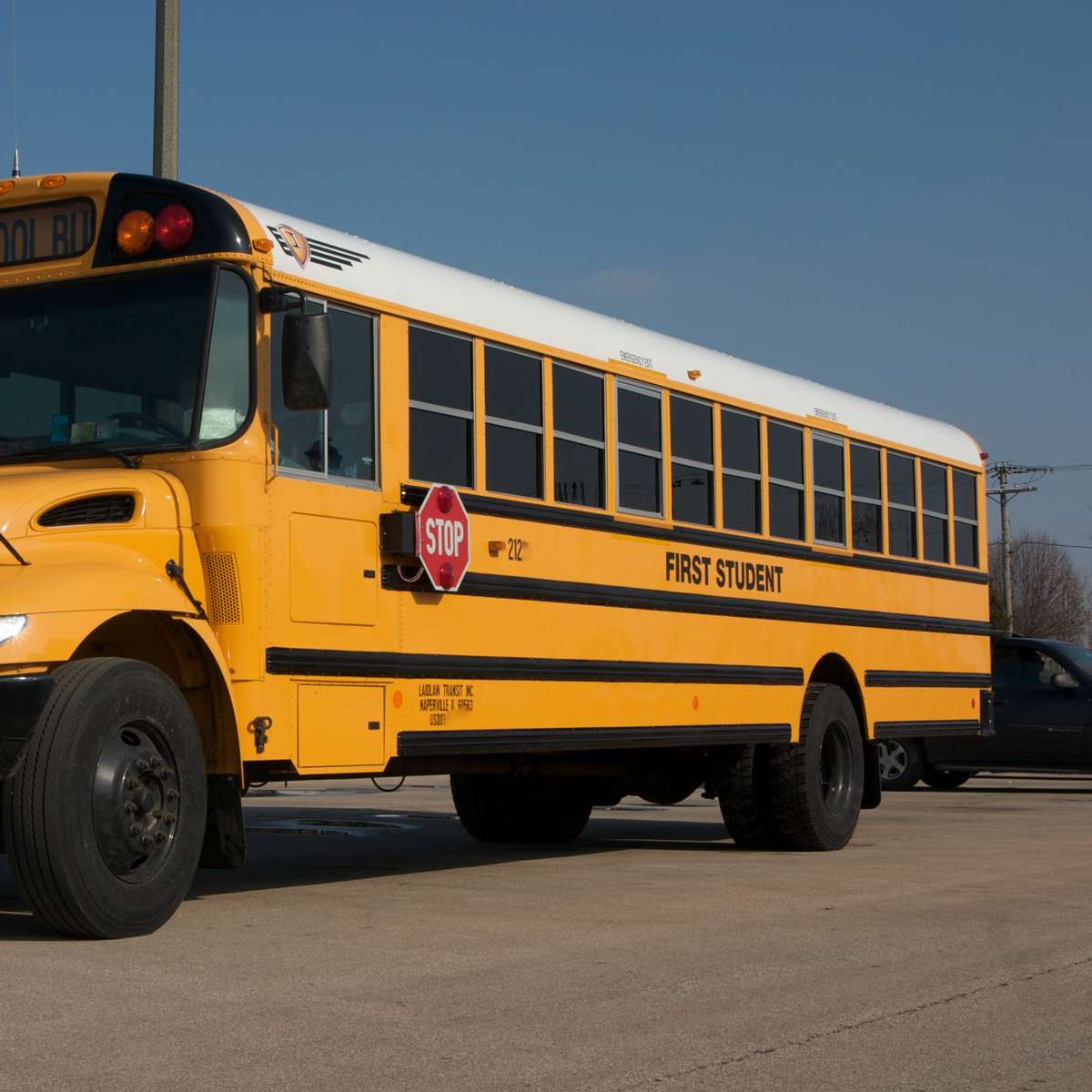 Шкільний автобус онлайн пазл