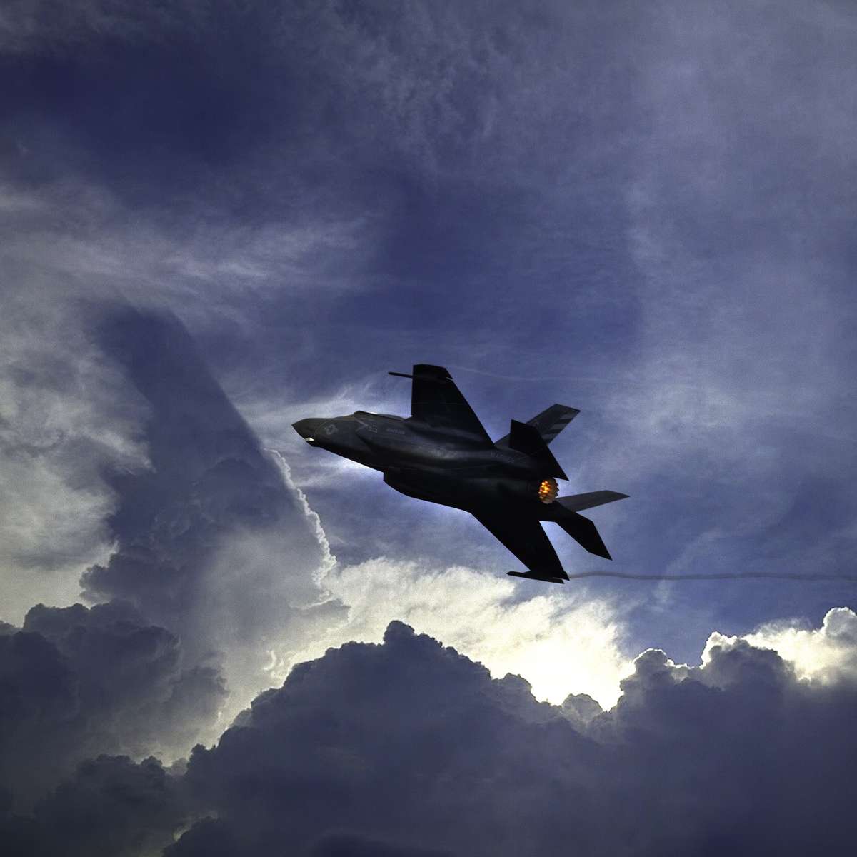 F-35 stridsflygplan glidande pussel online