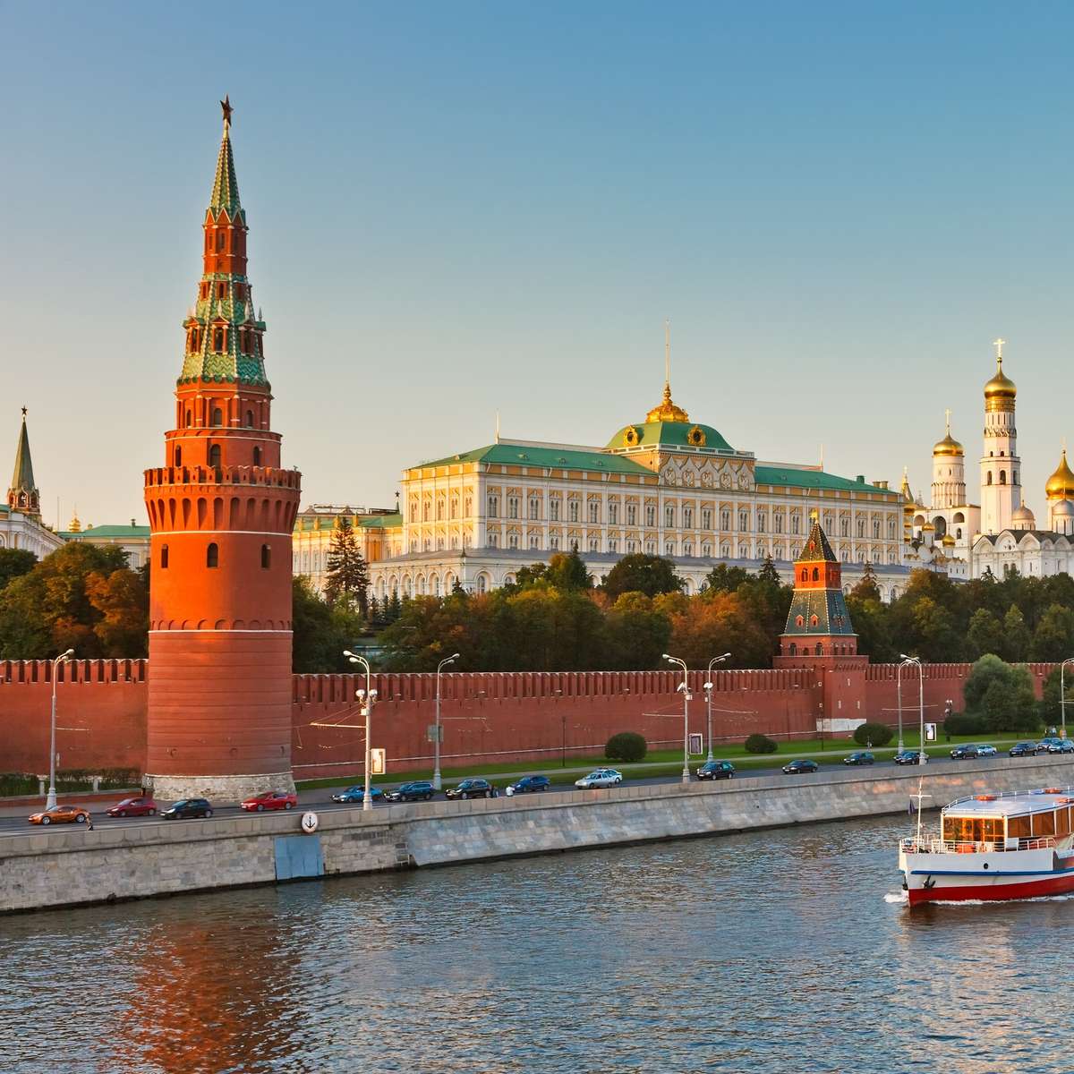 Moskva město posuvné puzzle online