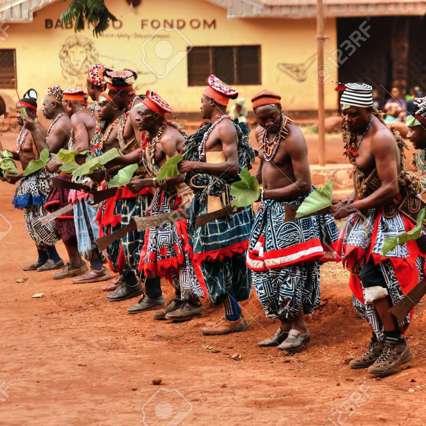 Africký tanec posuvné puzzle online
