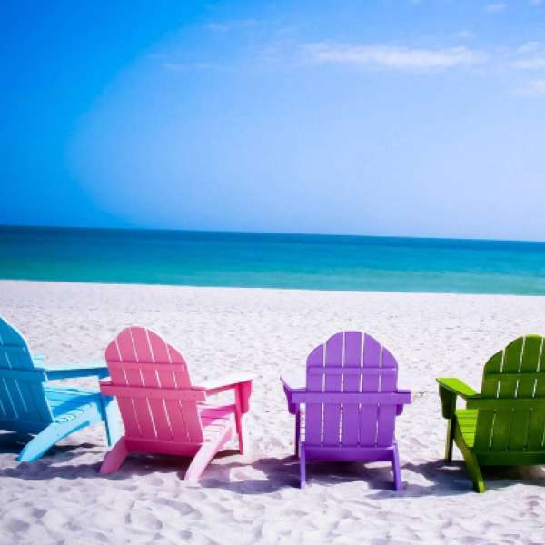Пляжные стулья онлайн-пазл