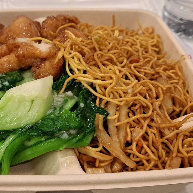 スケート後の食べ物 スライディングパズル・オンライン