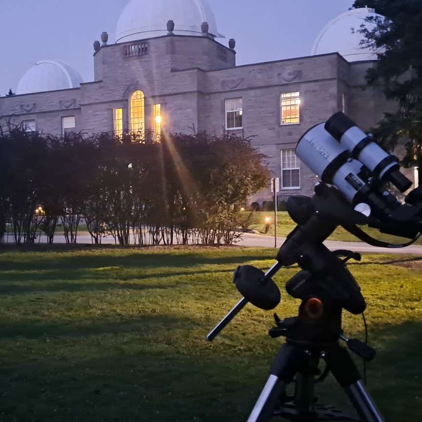 Noite bonita no Observatório David Dunlap puzzle deslizante online