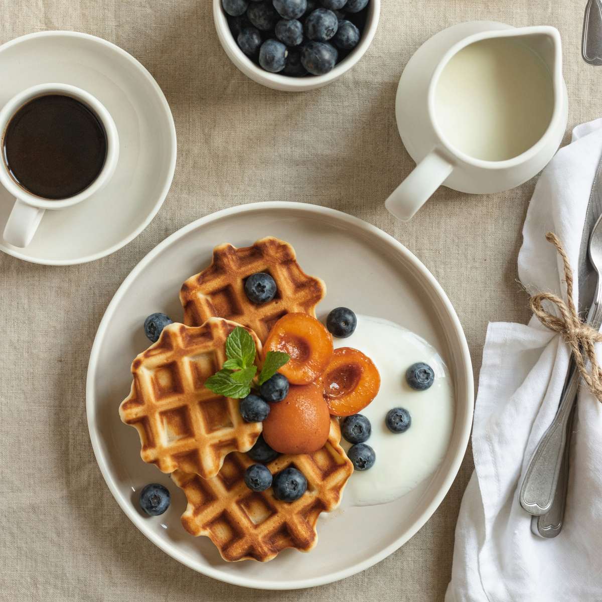 waffles on plate sliding puzzle online