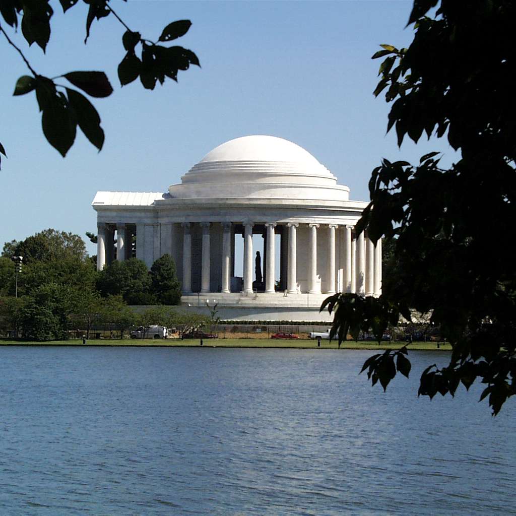 Thomas Jefferson Memorial sliding puzzle online