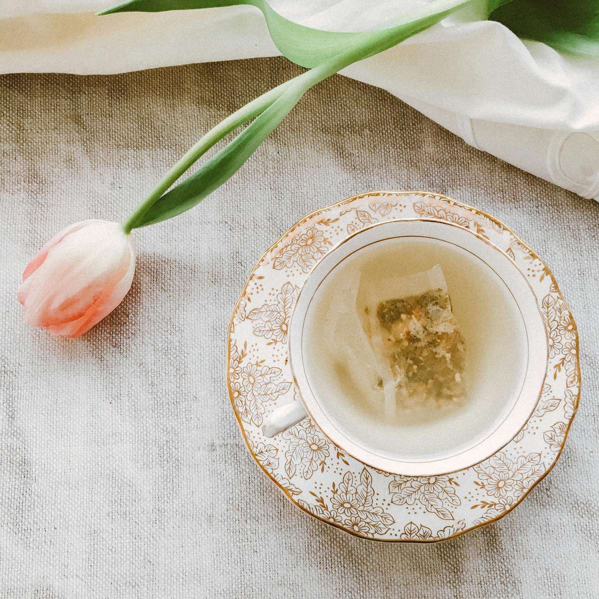 Tea és rózsa online puzzle