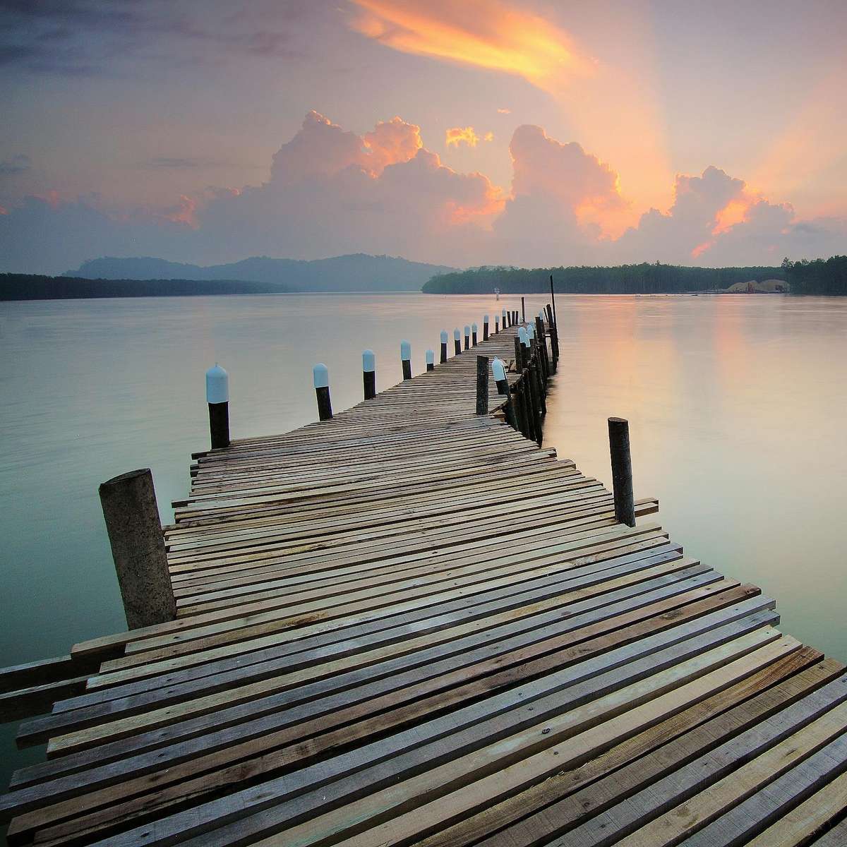 Pier in the water sliding puzzle online