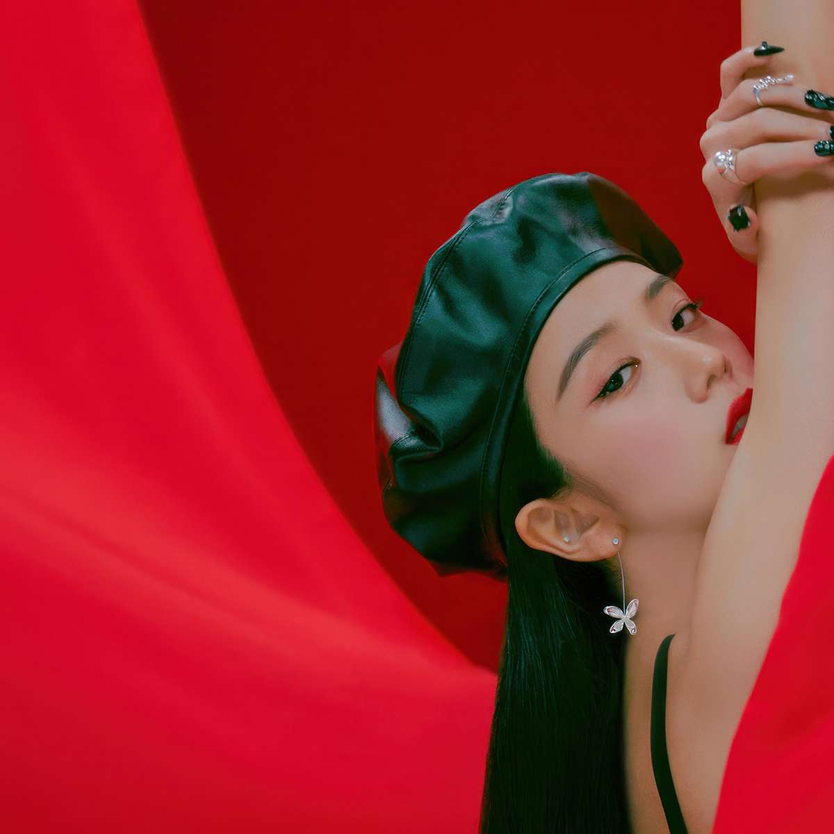 Jisoo Flower online puzzle