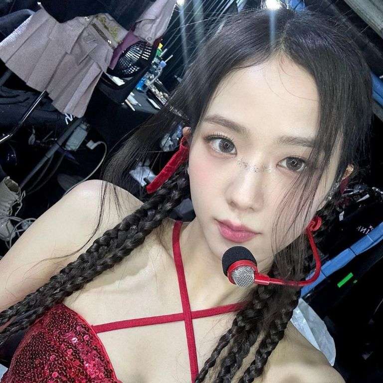 Jisoo Concert sliding puzzle online
