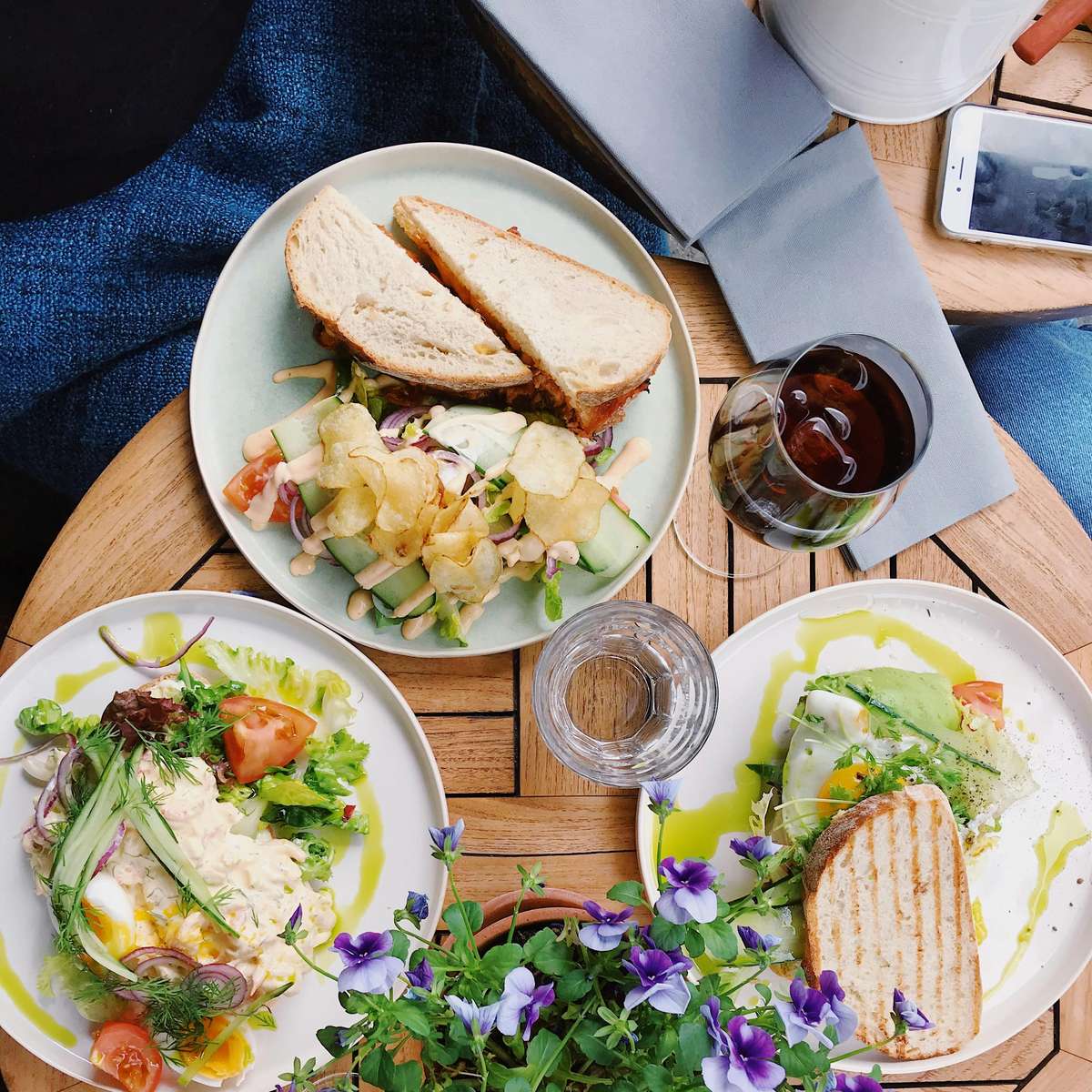 Lunch al fresco sliding puzzle online