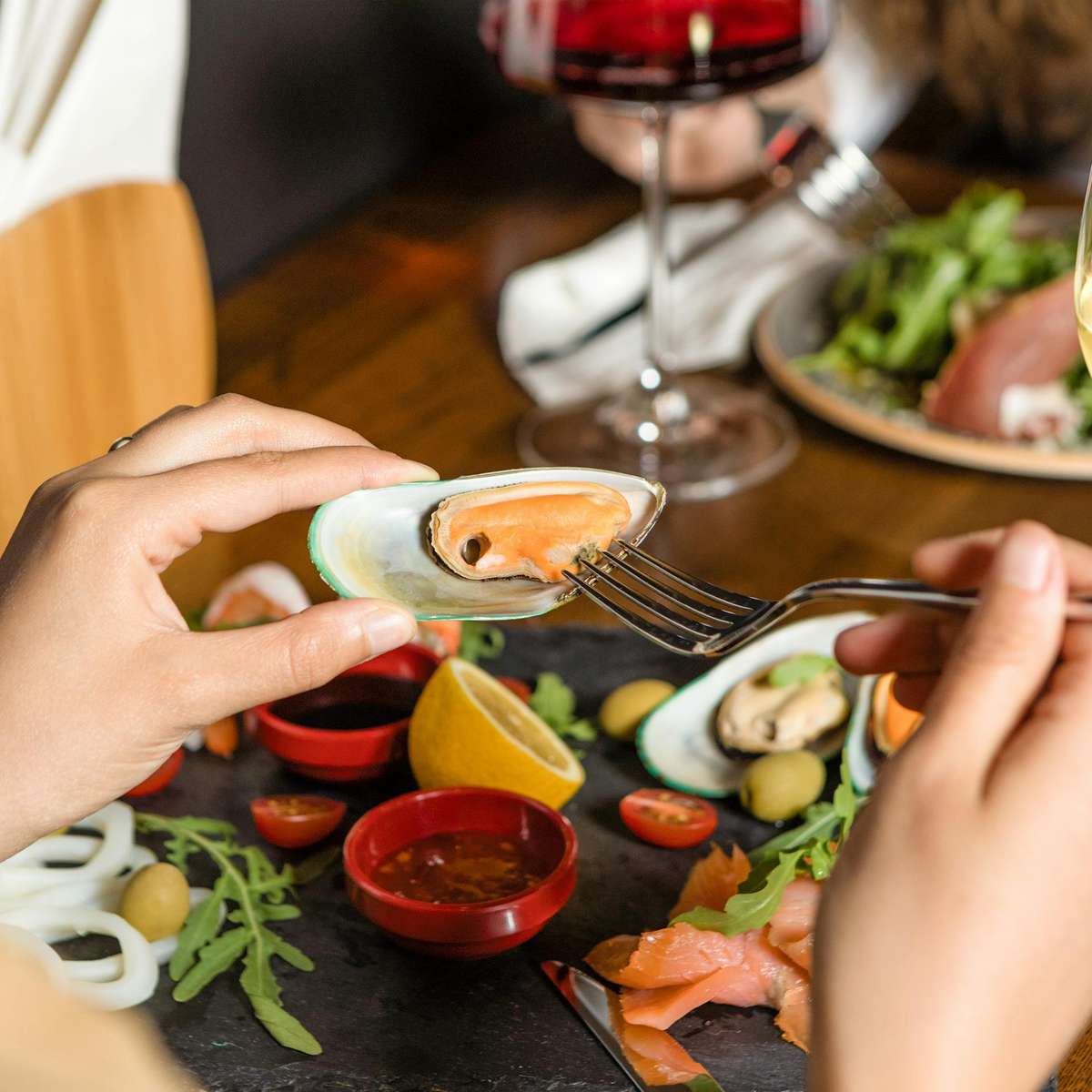 Фина трапезария плъзгащ се пъзел онлайн