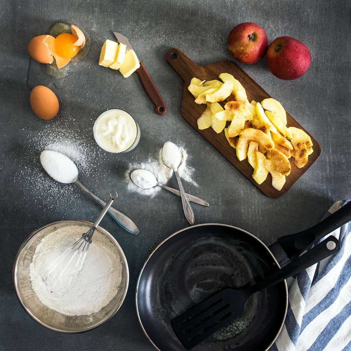 Яблочный пирог раздвижная головоломка онлайн