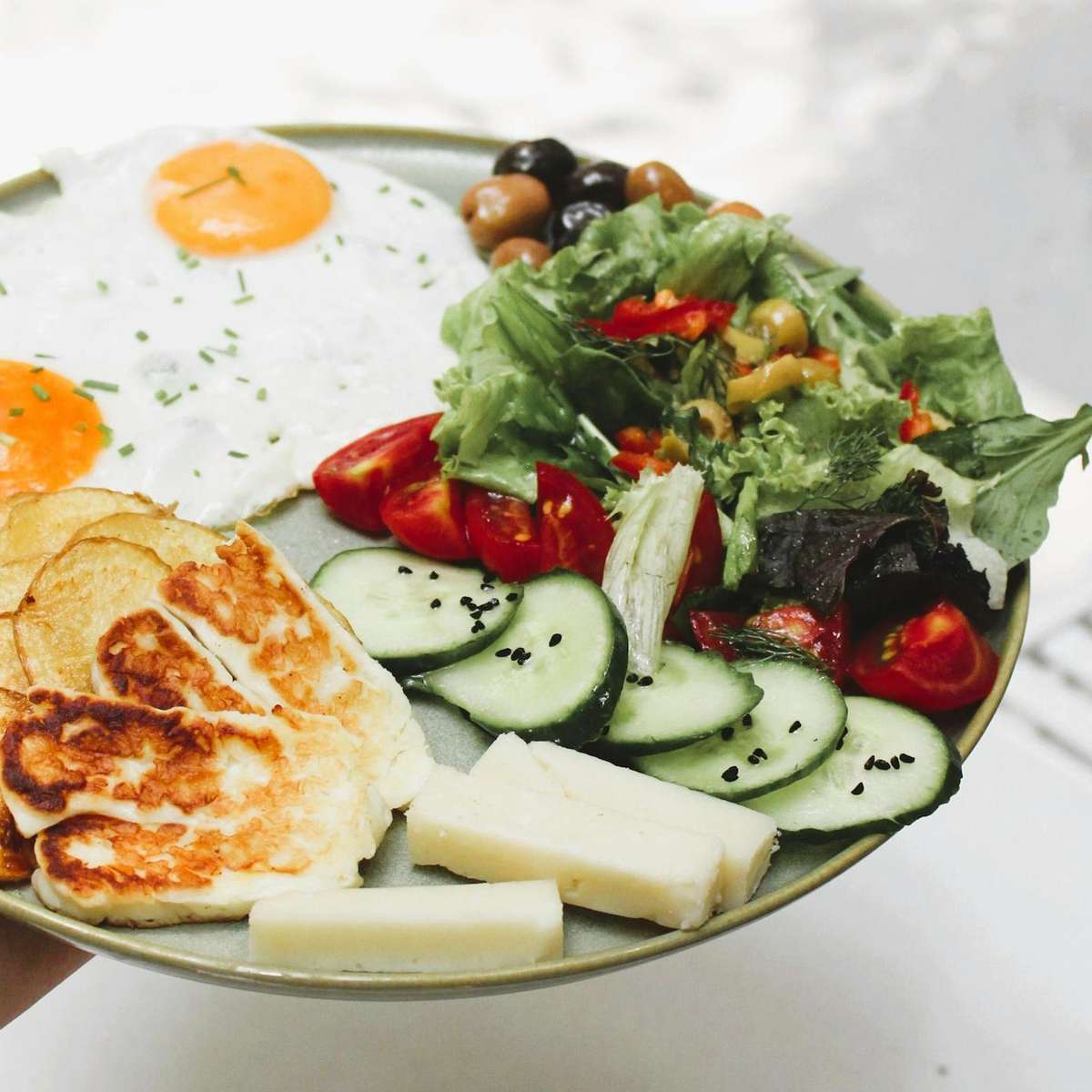 Тава за закуска плъзгащ се пъзел онлайн