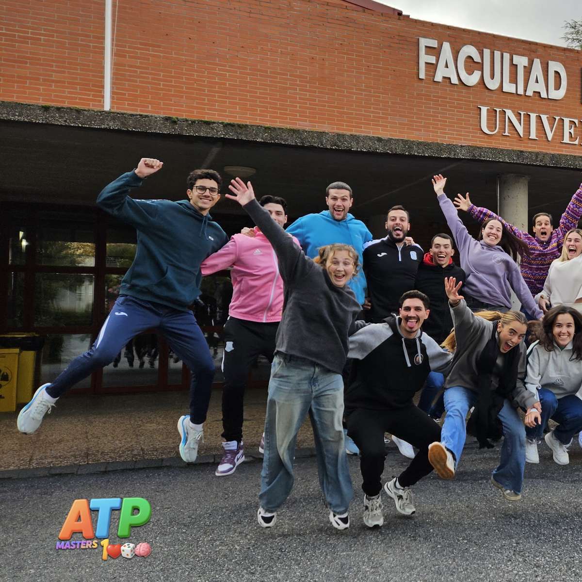 ATP_M1000_Fotón grupal rompecabezas en línea