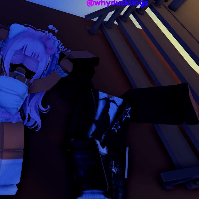 me when the dj plays padam padam онлайн пазл