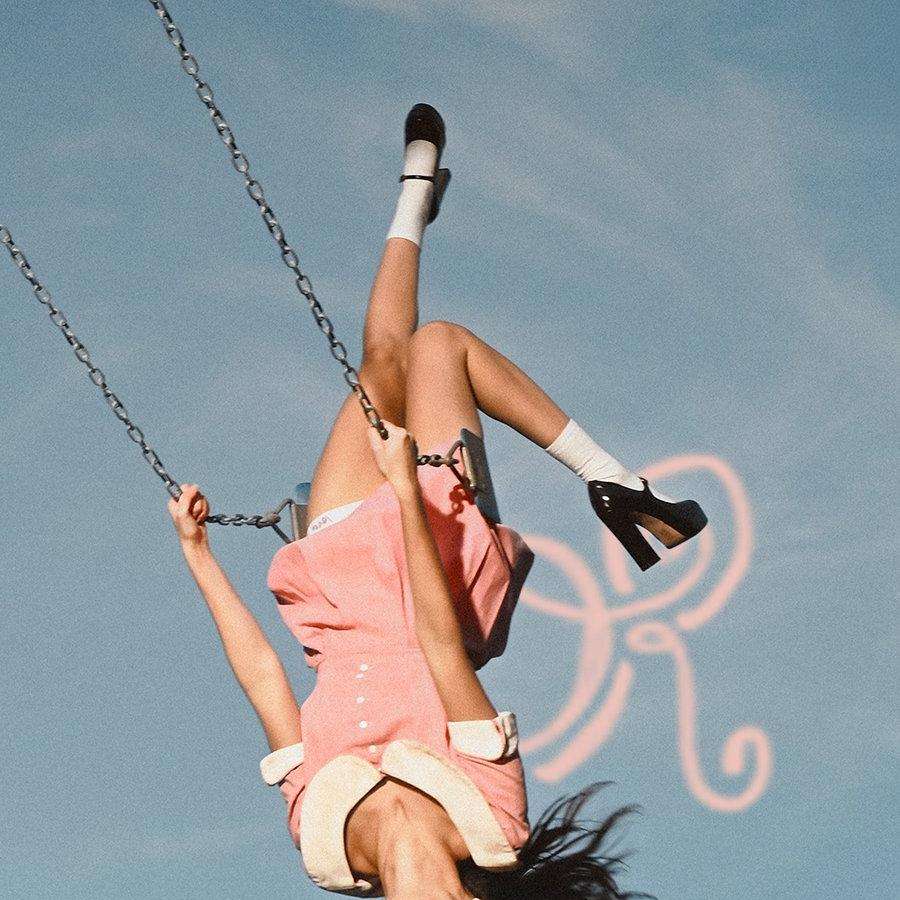 Je lijkt nogal verdrietig voor een meisje dat zo lief is schuifpuzzel online